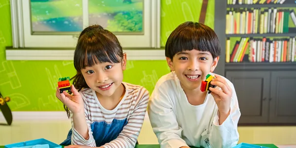 Learn about, see, and experience how much fun LEGO® bricks can be in this theme park filled with hands-on attractions! The LEGOLAND Discovery Center Osaka is an indoor LEGO® theme park where visitors are surrounded by over 3 million LEGO® bricks.
